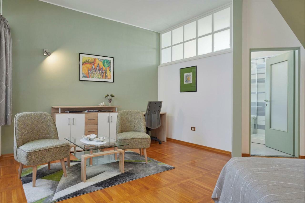 Villa Giardina Apartments วิงกุรัน ภายนอก รูปภาพ